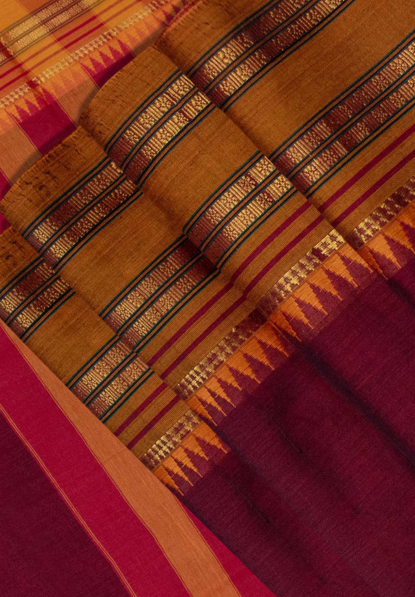 Saree- Narayanpet Maroon Cotton Saree with Golden Zari Border