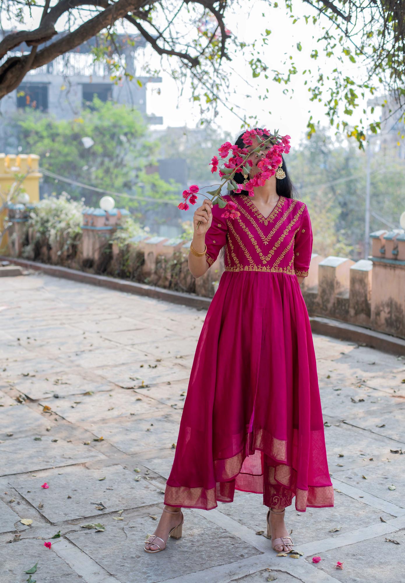 Hand Embroidered Zardosi Chanderi Hi-Low Kurta with Modal Bottom
