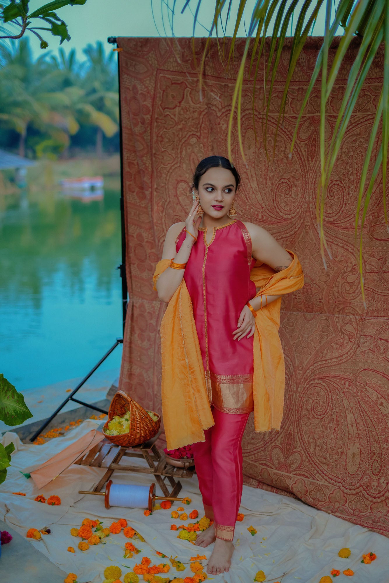 Women’s wear traditional designer sleeveless kurta set in red and orange