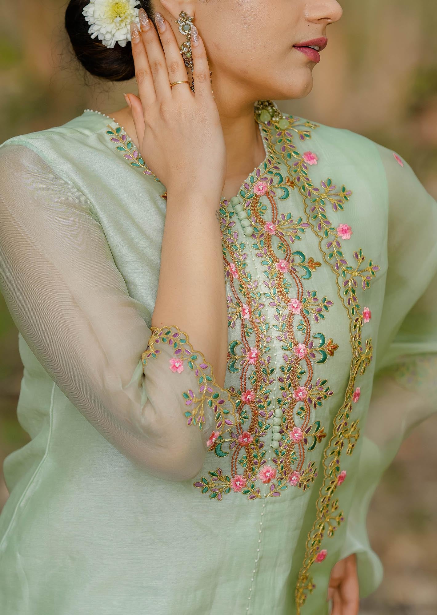 Women’s wear embroidered chanderi kurta set in pastel pista green