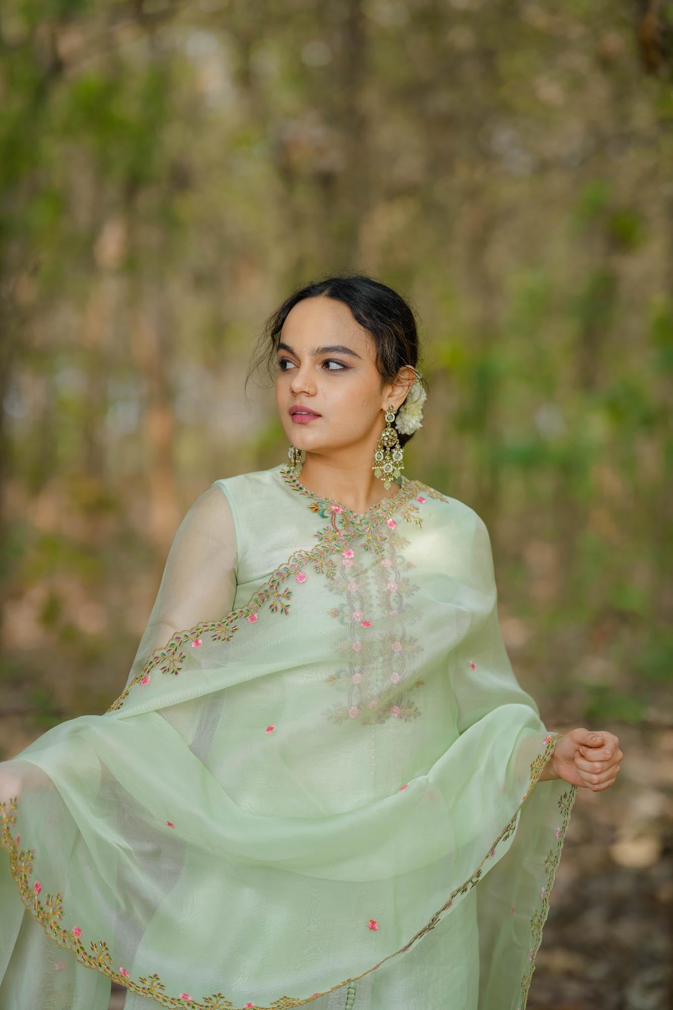 Women’s wear embroidered chanderi kurta set in pastel pista green