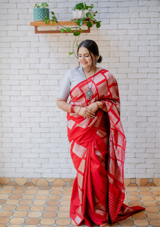 Saree - Pure Silk light-weight Kanchi Saree in Red Colour