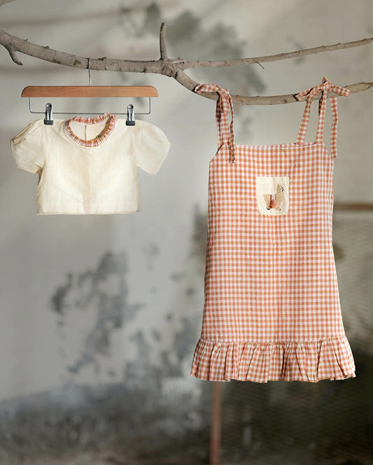 Kids girls Khadi ensemble with embroidered patch pocket