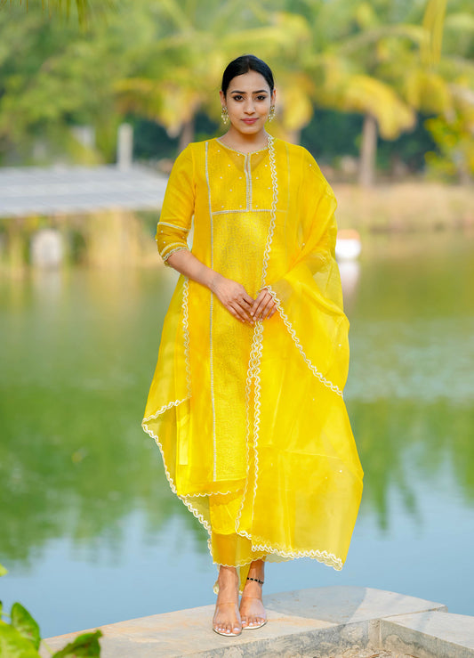 Women’s wear yellow embroidered kurta set
