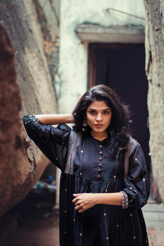 Hand woven jamdani dress with hand embroidery